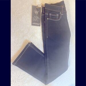 💥STYLO Boys Denim Fashion Jeans Sizes : Various